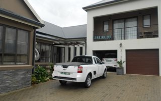 4 Bedroom House in Parys Golf Estate