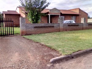 4 Bed House in Homer