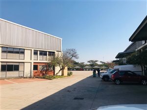 1000 m² Industrial space in Riverhorse Valley