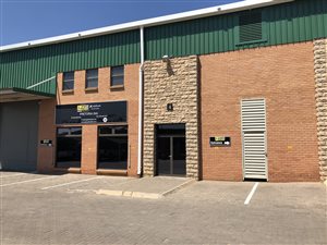 640 m² Industrial space in Willow Park Manor
