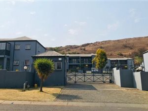 3 Bed Apartment in Suiderberg