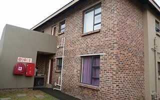 2 Bedroom Townhouse in Albertsdal