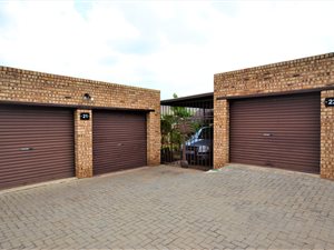 3 Bed Cluster in Albemarle