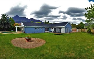 4 Bedroom House in Fernridge