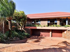 3 Bed House in Shakas Rock