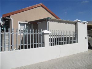 2 Bed House in Highbury