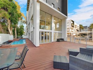 2 Bed Apartment in Atholl