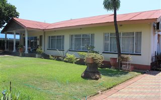 3 Bedroom House in Oos-Einde