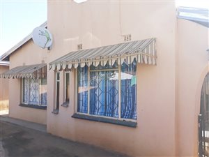 8 Bed House in Katlehong