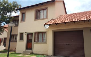 2 Bedroom House in Noordwyk