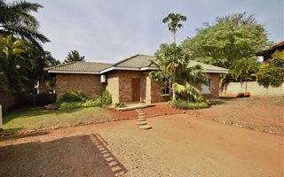 3 Bedroom House in Malelane