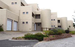 2 Bedroom House in Melkbosstrand