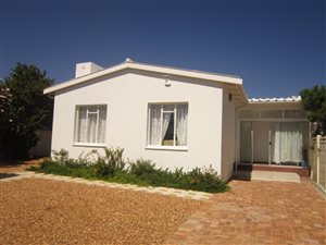 3 Bed House in Sanddrift
