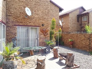 3 Bedroom Duplex in Vanderbijlpark CE2
