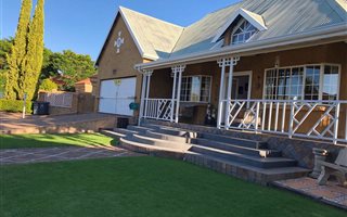 4 Bedroom House in Eldo Glen