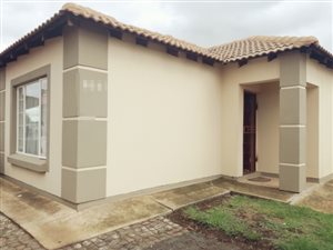 3 Bed House in Rosslyn