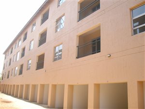 2 Bed Apartment in Three Rivers