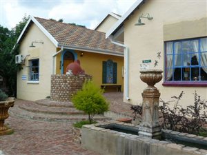 Commercial space in Parys