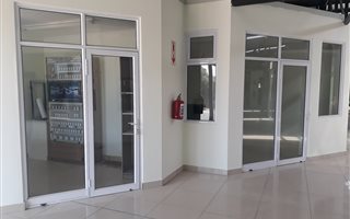 9.89999961853027 m² Office Space in Mossel Bay Central