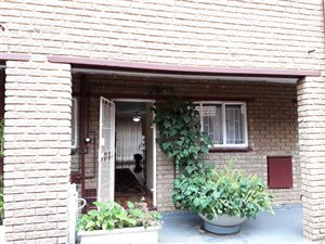 2 Bed Flat in Princess AH