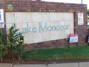 2 Bed Townhouse in Mondeor