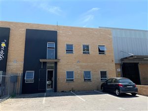 495 m² Industrial space in Longmeadow