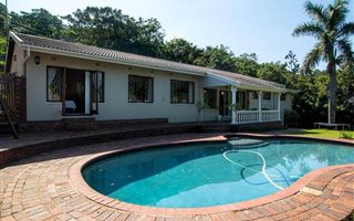 4 Bedroom House in Dawncliffe