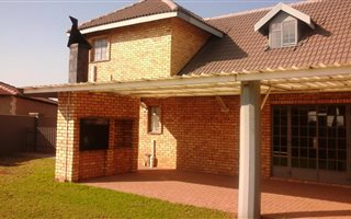 3 Bedroom Townhouse in Risiville