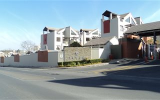 1 Bedroom Apartment in Lonehill