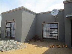 3 Bed House in Tsakane