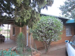 3 Bedroom House in Vanderbijlpark CW6