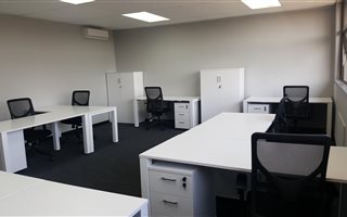40 m² Commercial space in Parkmore