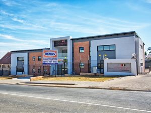 237 m² Commercial space in Fourways
