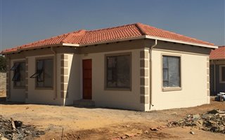 3 Bedroom House in Vanderbijlpark Central
