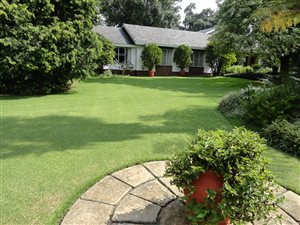 3 Bedroom House in Klippoortje
