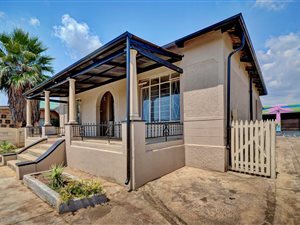 3 Bedroom House in Krugersdorp West