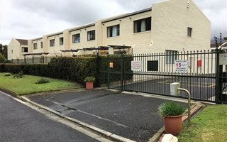 3 Bedroom Townhouse in Meadowridge