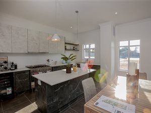 3 Bed Duplex in Fourways