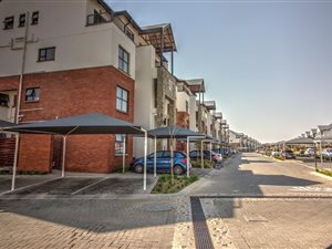 3 Bed Townhouse in Greenstone Hill