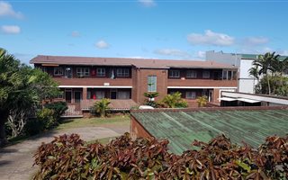 Bachelor apartment in Warner Beach