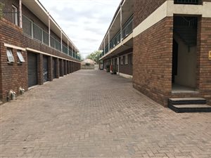 3 Bed Apartment in Vereeniging Central