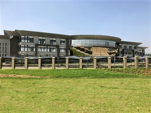 300 m² Commercial space in Parkhaven