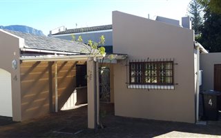 3 Bedroom Townhouse in Kenilworth Upper