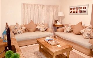 2 Bedroom House in Sunninghill