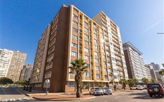 0.5 Bedroom Apartment in North Beach