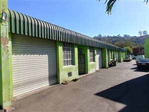 1700 m² Commercial space in Asherville