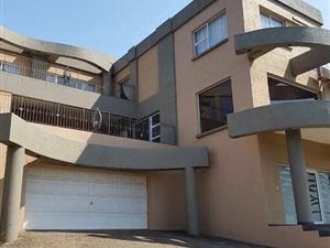 4 Bed House in Shelly Beach
