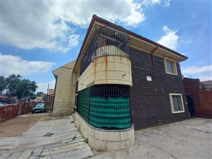 8 Bed Apartment in Kenilworth