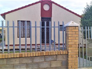 3 Bed House in Kwadwesi