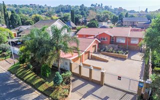 4 Bedroom House in Mondeor